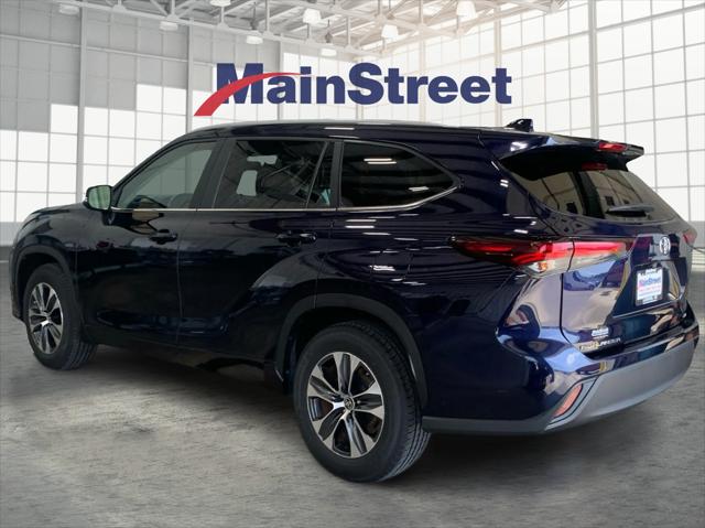 2024 Toyota Highlander XLE 2024 Toyota Highlander XLE