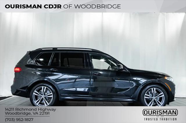2022 BMW X7 M50i