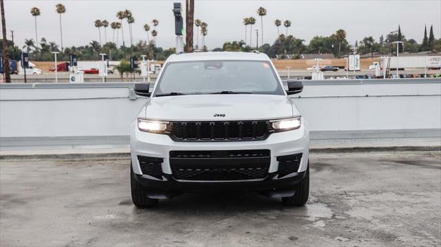 2024 Jeep Grand Cherokee L Altitude 4x4 2024 Jeep Grand Cherokee L Altitude 4x4