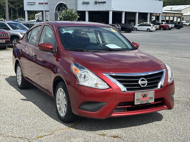 2017 Nissan Versa 1.6 S+