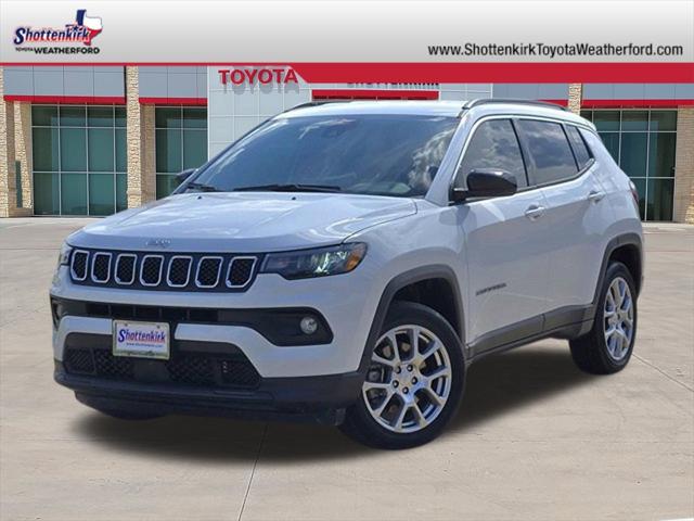 2023 Jeep Compass Latitude Lux FWD