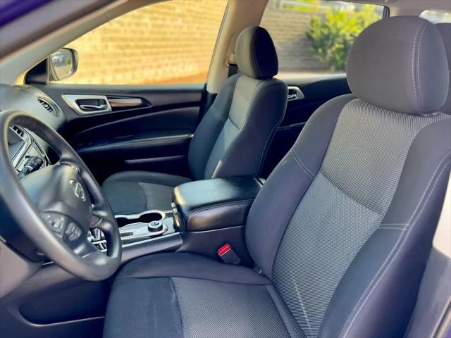 2019 Nissan Pathfinder S