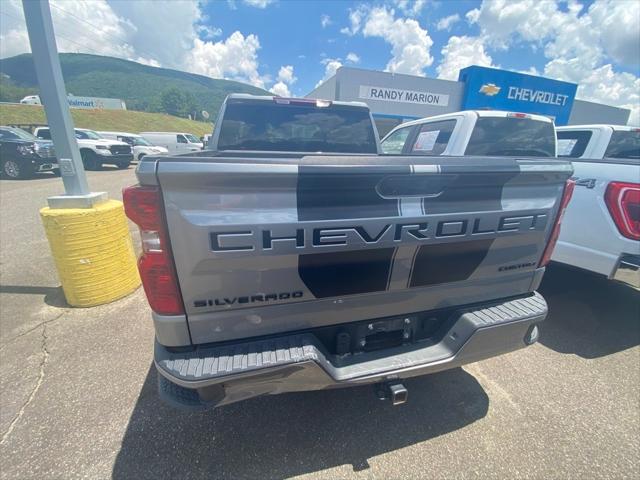 2024 Chevrolet Silverado 1500 4WD Crew Cab Short Bed Custom