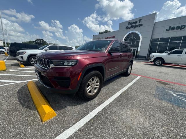 2023 Jeep Grand Cherokee Laredo 4x4