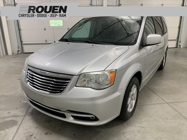 2012 Chrysler Town and Country Touring