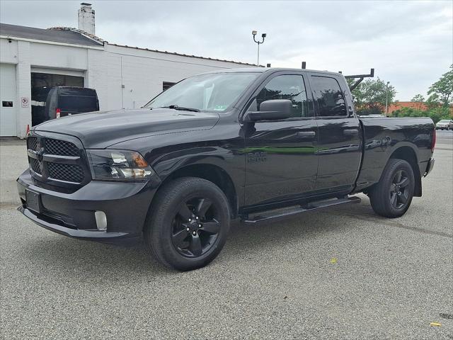 2018 RAM 1500 Express Quad Cab 4x4 64 Box