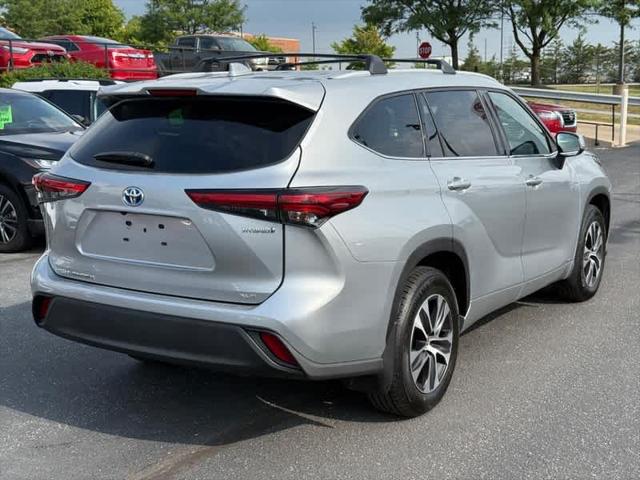 2022 Toyota Highlander Hybrid XLE