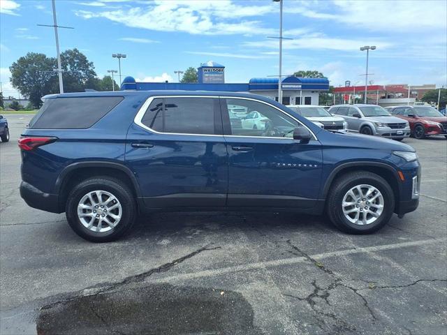 2022 Chevrolet Traverse AWD LS