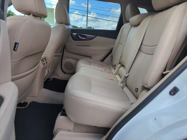 Used 2015 Nissan Rogue For Sale in Muscle Shoals, AL
