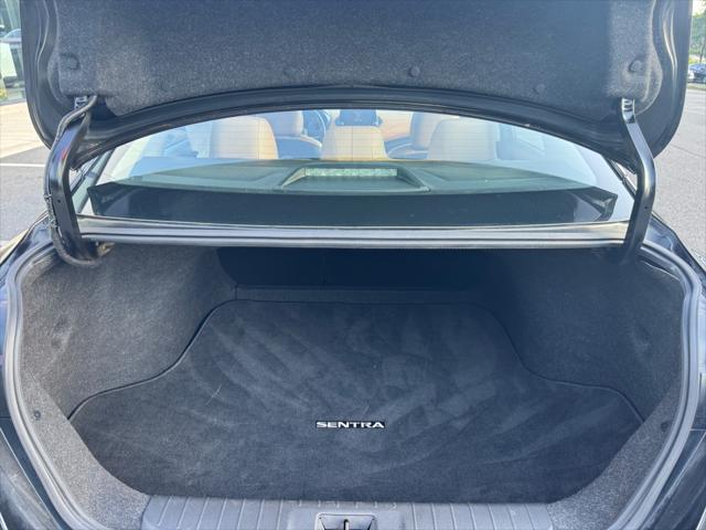 2021 Nissan Sentra SV Xtronic CVT
