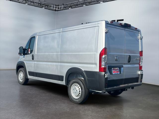 2025 Ram ProMaster Cargo Van Tradesman Low Roof 136" WB w/Pass Seat