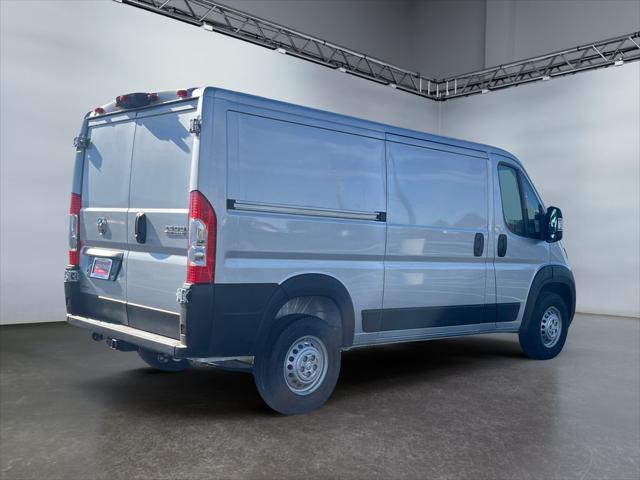 2025 Ram ProMaster Cargo Van Tradesman Low Roof 136" WB w/Pass Seat
