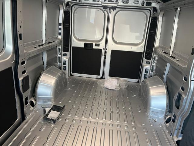 2025 Ram ProMaster Cargo Van Tradesman Low Roof 136" WB w/Pass Seat
