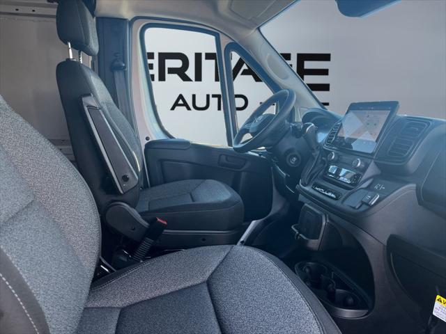 2025 Ram ProMaster Cargo Van Tradesman Low Roof 136" WB w/Pass Seat