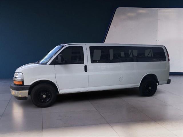 Used 2017 Chevrolet Express Passenger LS with VIN 1GAZGPFG9H1342612 for sale in Laredo, TX