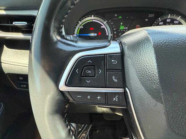 2021 Toyota Highlander Hybrid Platinum