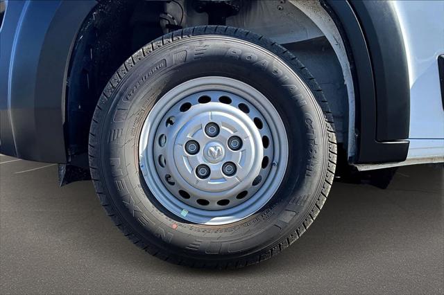 2025 Ram ProMaster Step Van Super High Roof 159" WB EXT