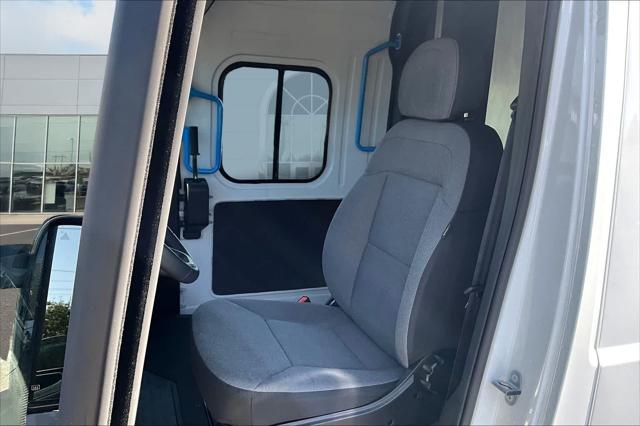 2025 Ram ProMaster Step Van Super High Roof 159" WB EXT