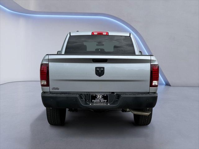 2024 Ram 1500 Classic Warlock Crew Cab 4x2 5'7" Box