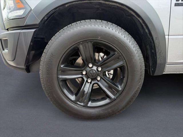 2024 Ram 1500 Classic Warlock Crew Cab 4x2 5'7" Box