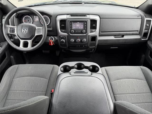 2024 Ram 1500 Classic Warlock Crew Cab 4x2 5'7" Box