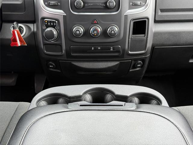 2024 Ram 1500 Classic Warlock Crew Cab 4x2 5'7" Box