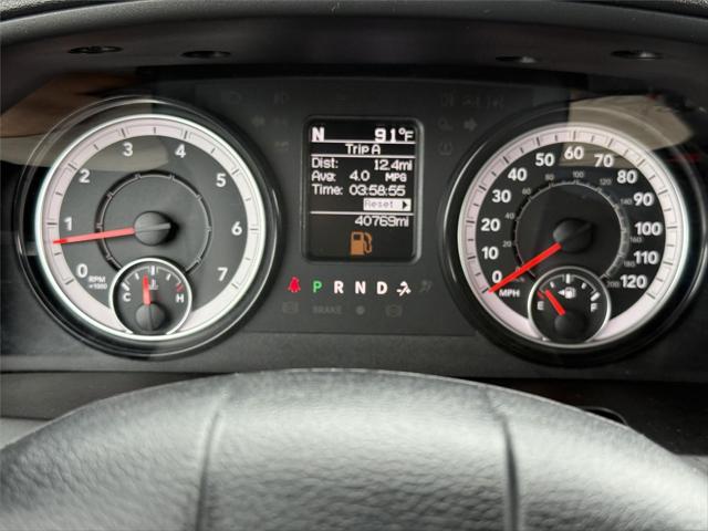 2024 Ram 1500 Classic Warlock Crew Cab 4x2 5'7" Box
