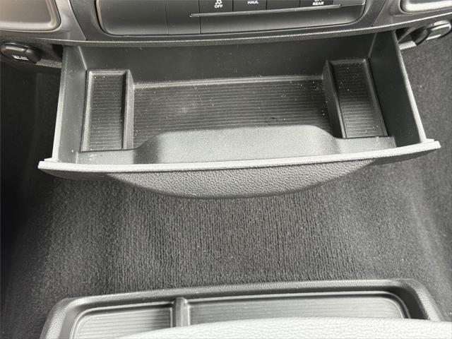 2024 Ram 1500 Classic Warlock Crew Cab 4x2 5'7" Box