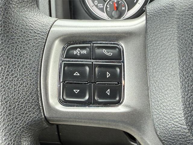 2024 Ram 1500 Classic Warlock Crew Cab 4x2 5'7" Box
