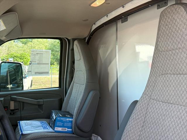 2025 Chevrolet Express Cutaway Work Van