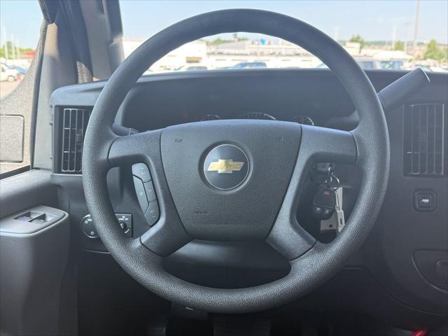 2025 Chevrolet Express Cutaway Work Van