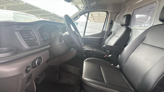 2025 Ford Transit Cargo Van Base