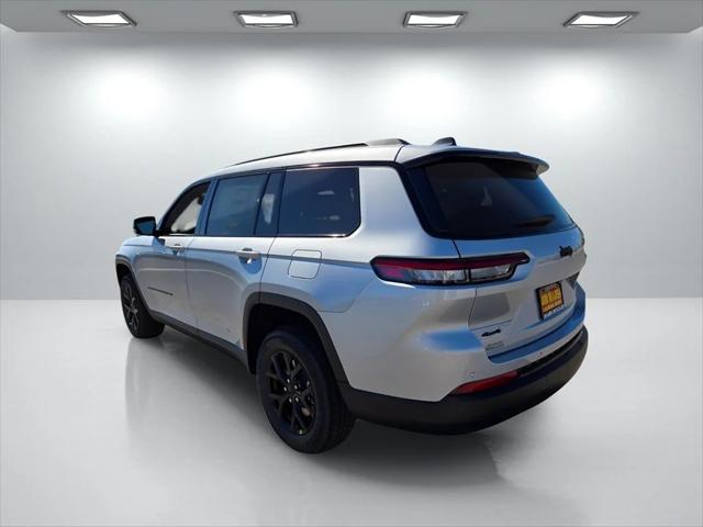 2025 Jeep Grand Cherokee GRAND CHEROKEE L ALTITUDE 4X4