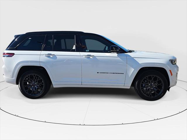 2025 Jeep Grand Cherokee GRAND CHEROKEE SUMMIT RESERVE 4X4