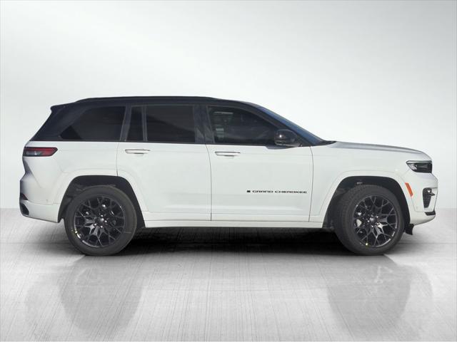 2025 Jeep Grand Cherokee GRAND CHEROKEE SUMMIT RESERVE 4X4