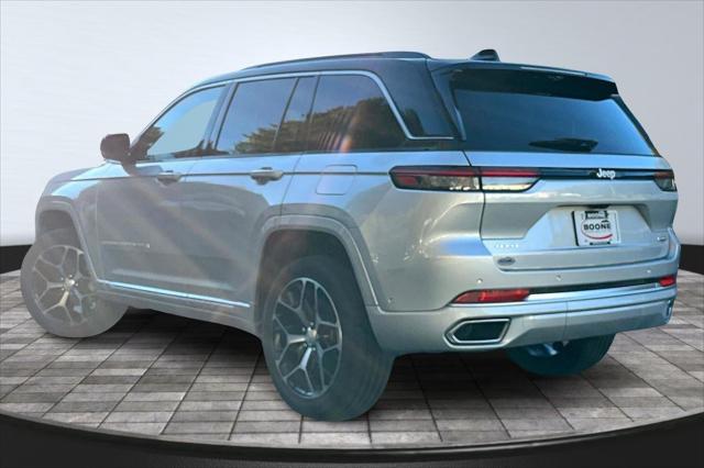 2025 Jeep Grand Cherokee GRAND CHEROKEE SUMMIT RESERVE 4X4