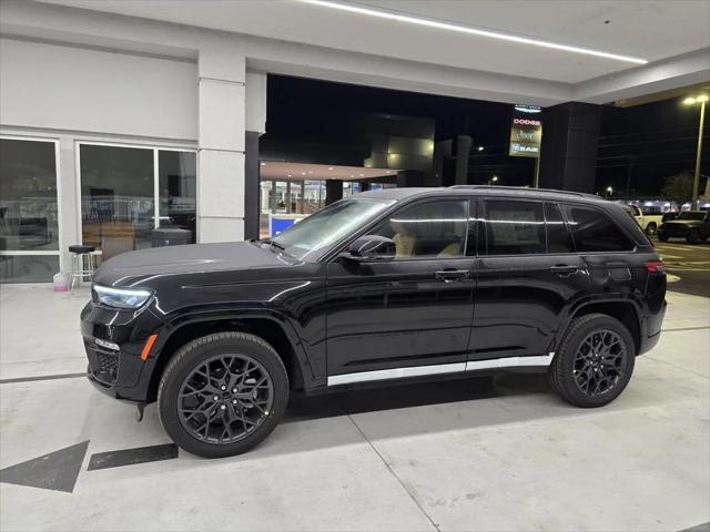 2025 Jeep Grand Cherokee GRAND CHEROKEE SUMMIT 4X4