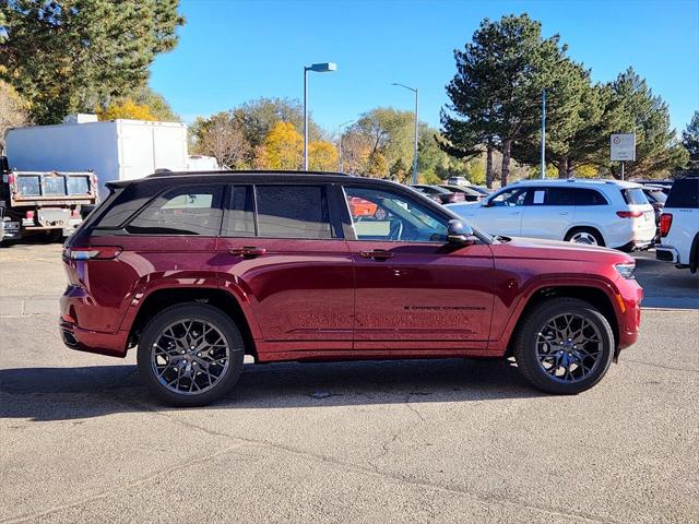 2025 Jeep Grand Cherokee GRAND CHEROKEE SUMMIT RESERVE 4X4