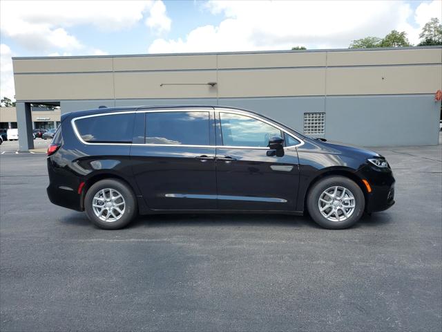 2026 Chrysler Pacifica Select 2026 Chrysler Pacifica Select