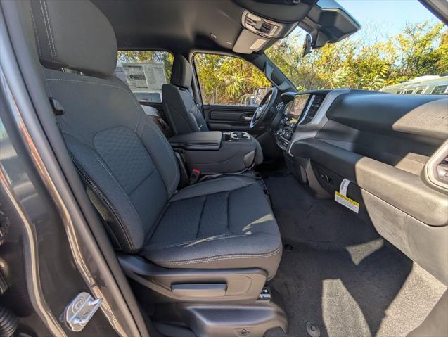 2026 RAM Ram 1500 RAM 1500 TRADESMAN CREW CAB 4X4 57 BOX