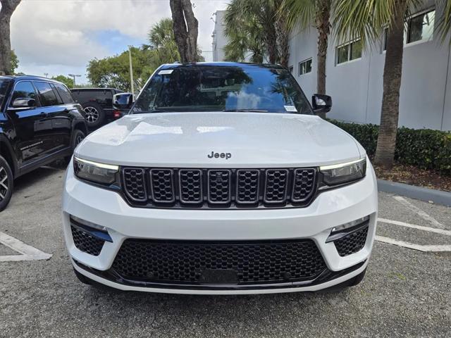 2025 Jeep Grand Cherokee GRAND CHEROKEE SUMMIT RESERVE 4X4