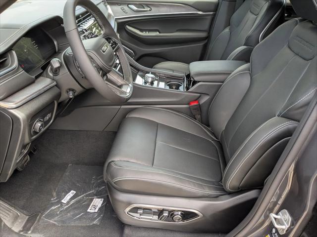 2025 Jeep Grand Cherokee Overland 4x4