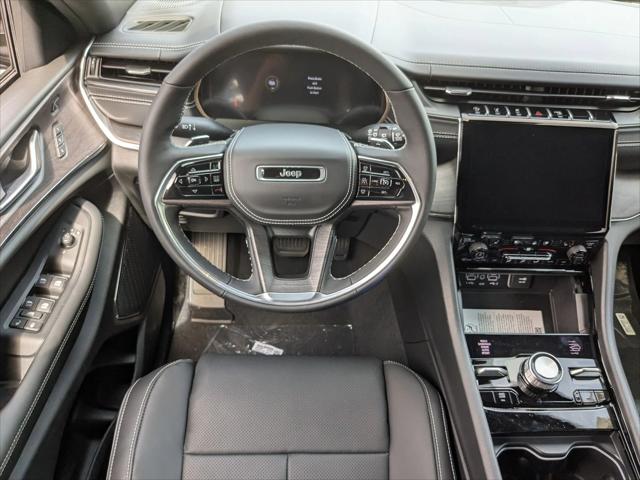 2025 Jeep Grand Cherokee Overland 4x4