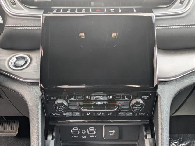 2025 Jeep Grand Cherokee Overland 4x4