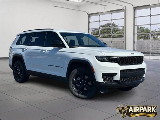 2025 Jeep Grand Cherokee GRAND CHEROKEE L ALTITUDE X 4X4