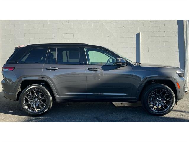 2025 Jeep Grand Cherokee GRAND CHEROKEE SUMMIT 4X4 2025 Jeep Grand Cherokee GRAND CHEROKEE SUMMIT 4X4