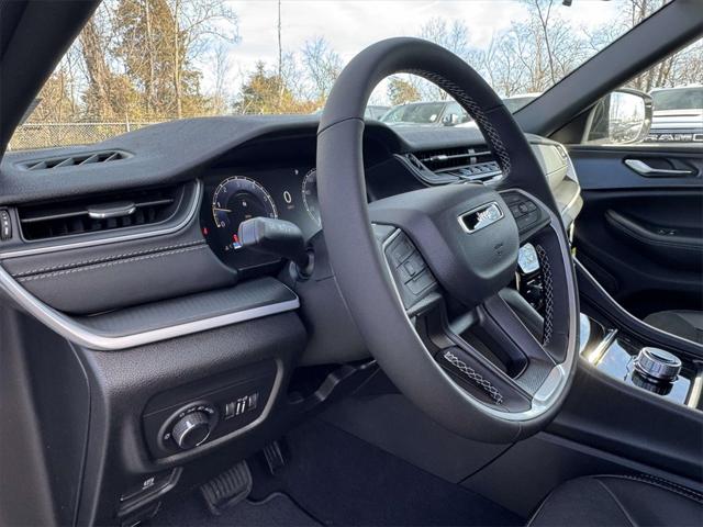 2025 Jeep Grand Cherokee GRAND CHEROKEE L ALTITUDE X 4X4 2025 Jeep Grand Cherokee GRAND CHEROKEE L ALTITUDE X 4X4