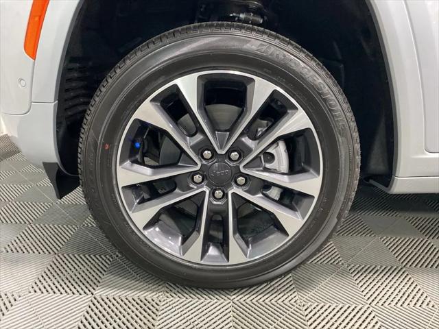 2025 Jeep Grand Cherokee Overland 4x4
