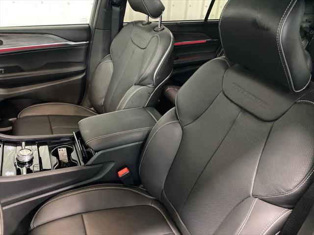 2025 Jeep Grand Cherokee Overland 4x4