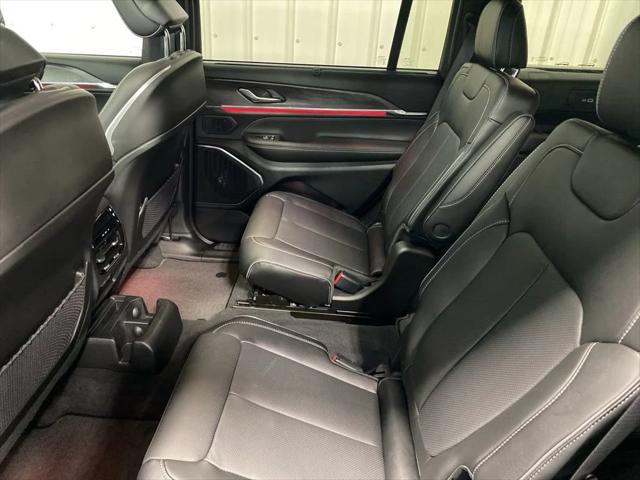 2025 Jeep Grand Cherokee Overland 4x4